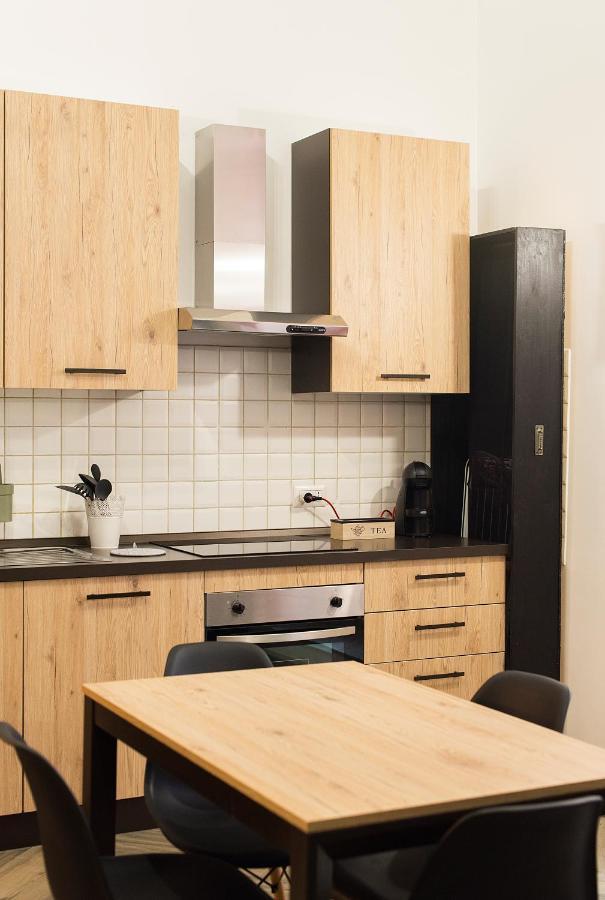 Madaleni Home Plebiscito نابولي المظهر الخارجي الصورة